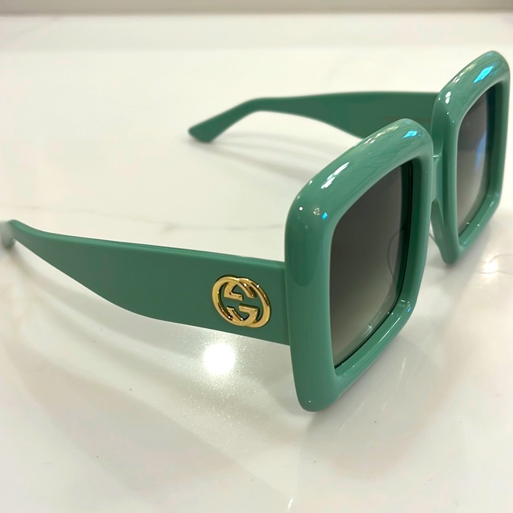 Gucci GG0783S Green/Grey Shaded 57/25/145 women Sunglasses